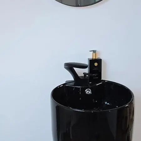 Instants Secret Apartment