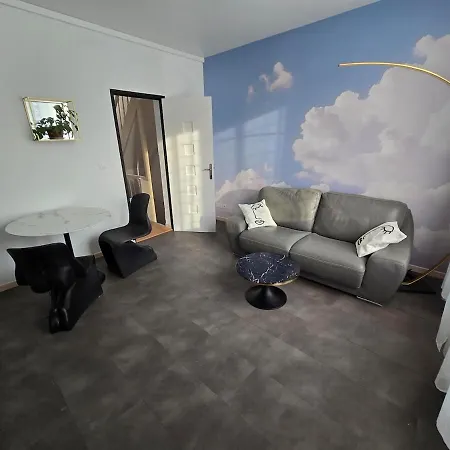 Апартаменты Loveroom Instants Secret Амьен