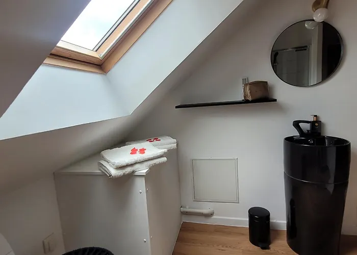 Loveroom Instants Secret Apartment